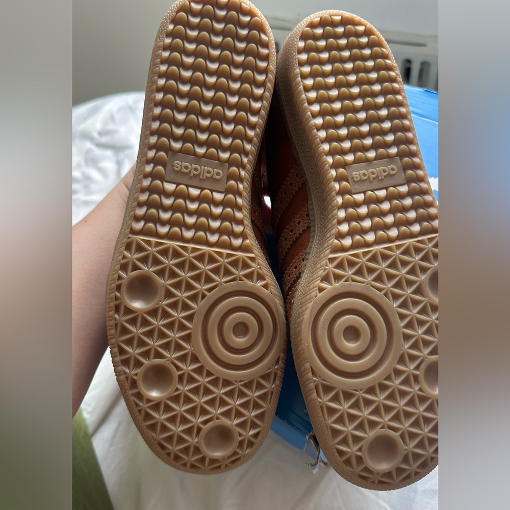 Men size 6.5 / Woman size 7.5 samba camel adidas sneakers brand new - Picture 4 of 11